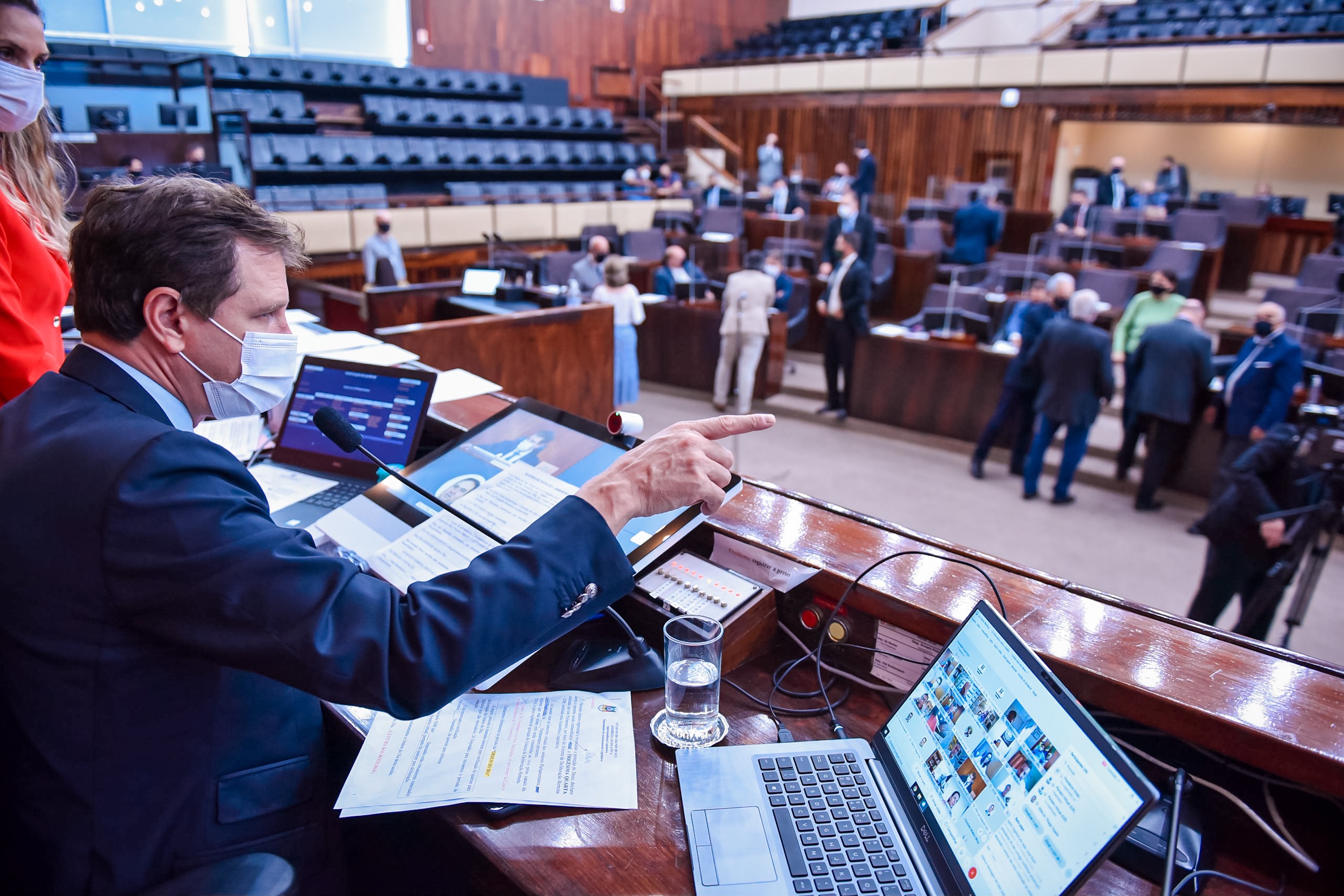 plnenário assembleia legislativa